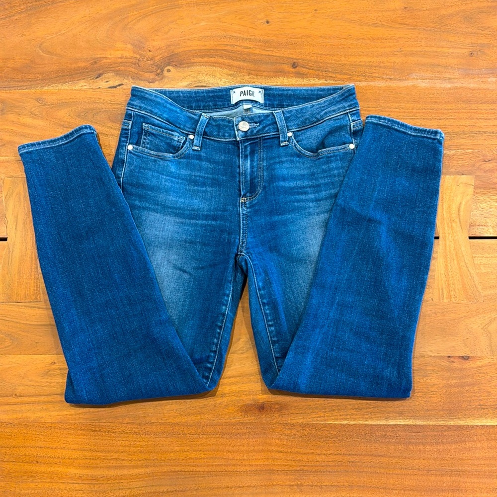 PAIGE Verdugo Crop Jean. Size 26.